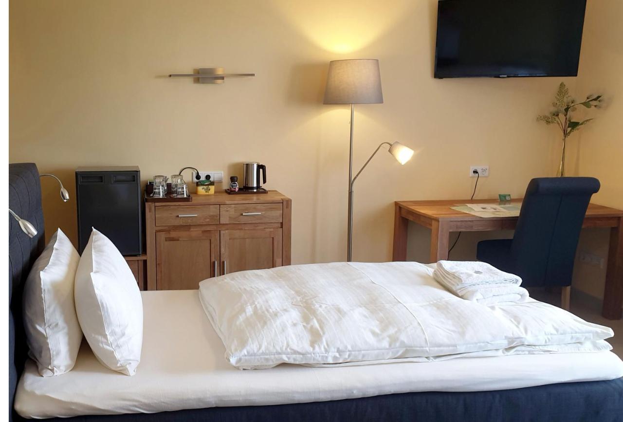Bed And Breakfast Am Hoehenweg Warstein Exterior photo