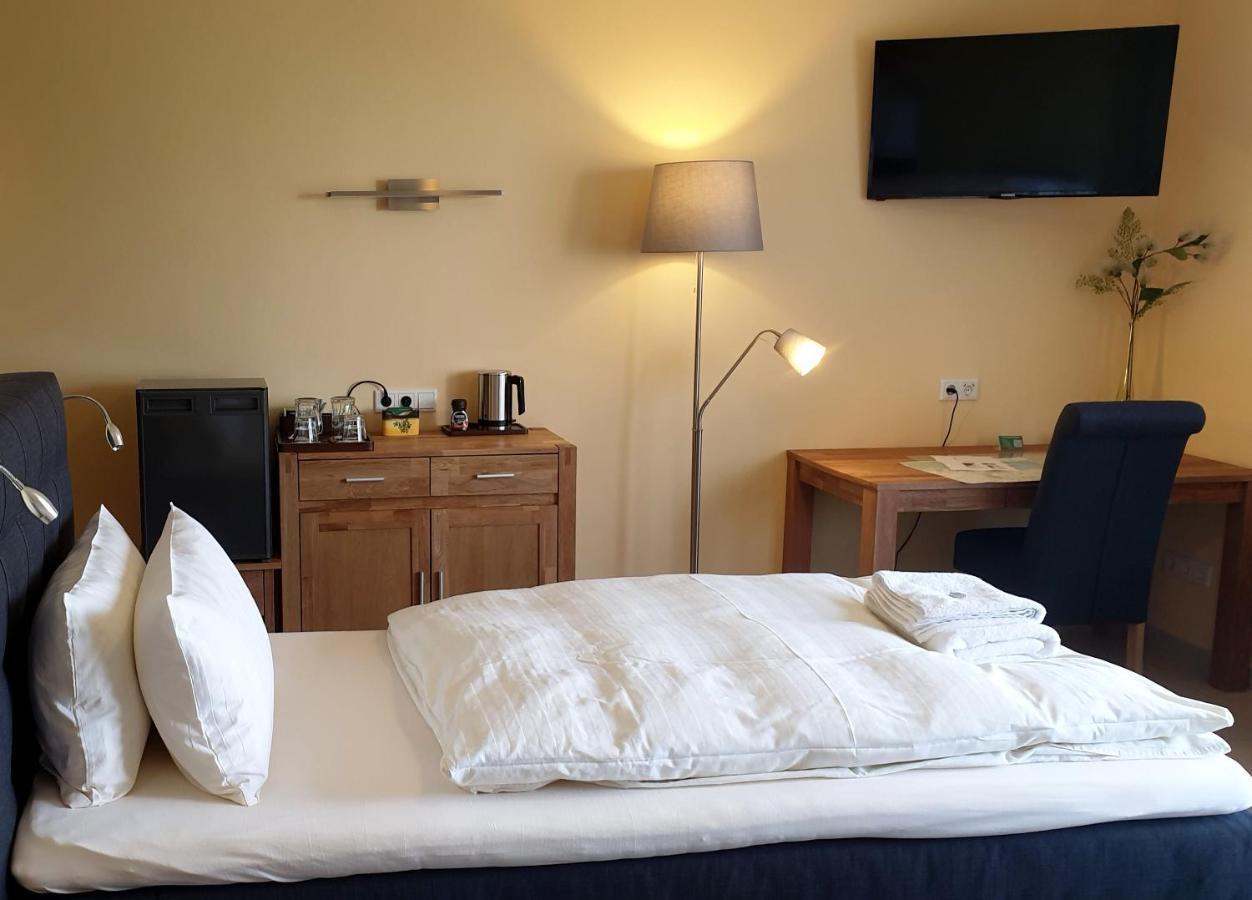 Bed And Breakfast Am Hoehenweg Warstein Exterior photo